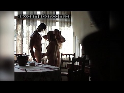 ❤️ Amigos sexuais convidam um homem gigante e um ménage à trois com ele ❤️❌ Sexo de qualidade em pt.courseclass.ru ﹏